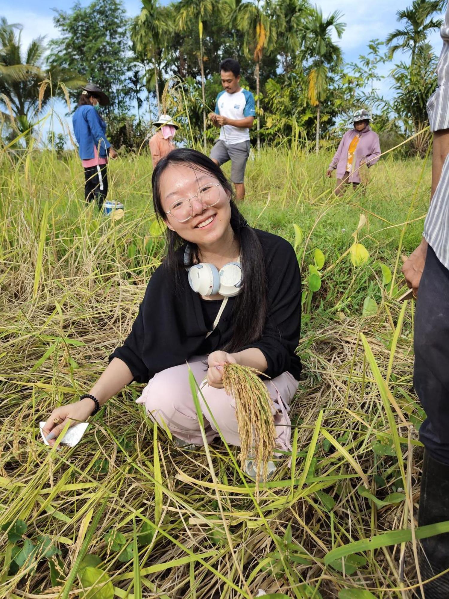 โฮมสเตย์บ้านนายสิงโตเขาคูหา Ban Khu Ha Nai Esterno foto